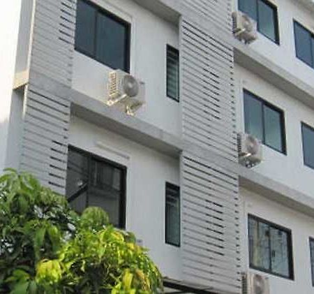 The Guest Arak Boutique Hotel Chiang Mai Luaran gambar
