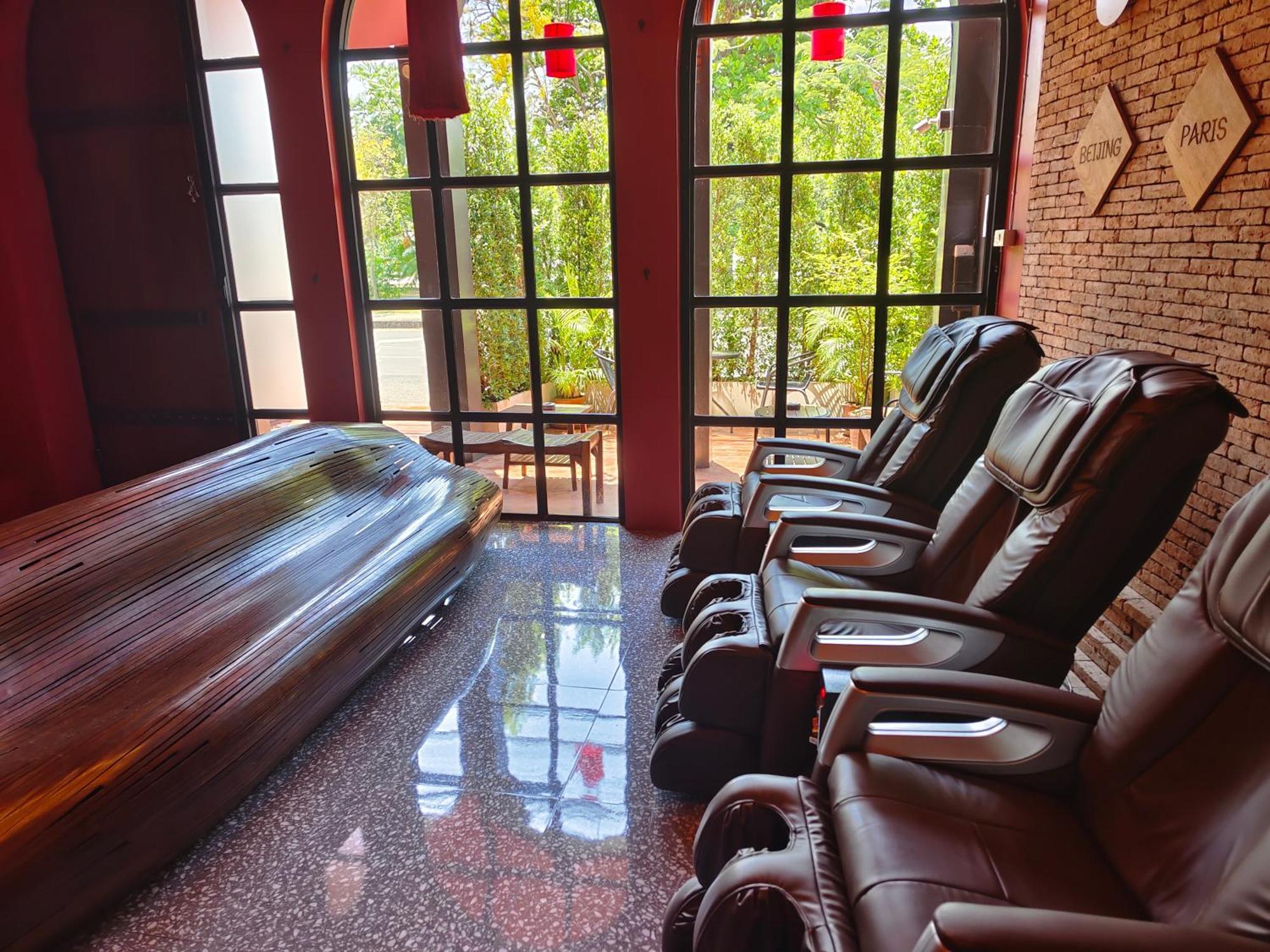The Guest Arak Boutique Hotel Chiang Mai Luaran gambar